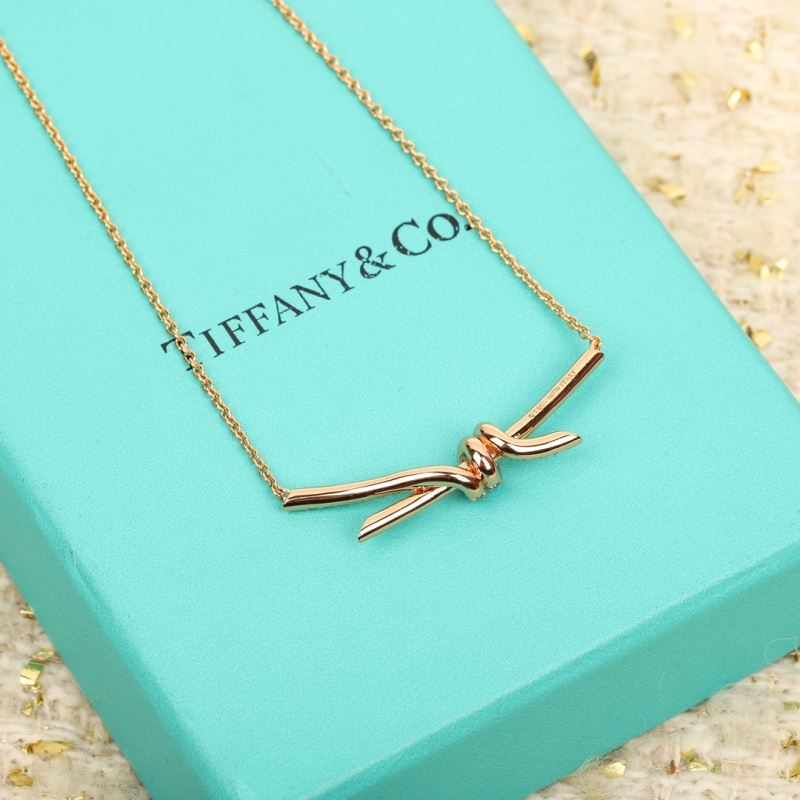 T*f*ny necklaces